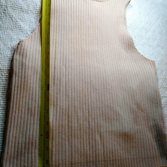 NWOT Closet Space XL cream-beige ribbed mock neck tank - Picture 5 of 8